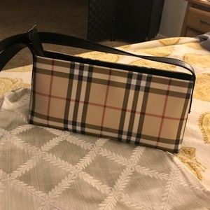 Burberry Purse - classic pattern